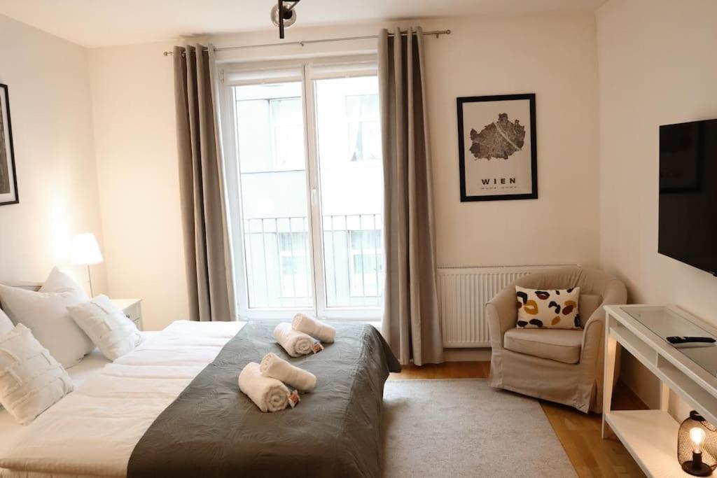 Charming, Modern & Spacious Apartment เวียนนา ภายนอก รูปภาพ
